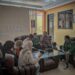 Budaya Tabrak Masuk: Rapuhnya Etika Kepemimpinan di Ruang Kerja Modern
