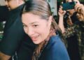 Istri Nadiem Makarim Dampingi Nadiem Makarim di Kejari Jakpus