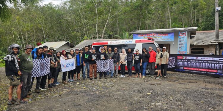 PMC dan Indonesia CARE Tembus Longsor Cisolok Sukabumi, Salurkan Bantuan dan Layanan Kesehatan