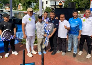 Pemkab Bogor Percepat Pemulihan Desa Bencana dengan Serahkan Tiga Ekskavator