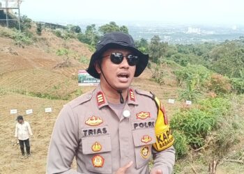 Kapolsek Babakan Madang Pimpin Penanaman Jagung Serentak untuk Swasembada Pangan