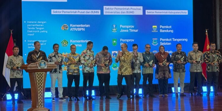 Kementerian ATR/BPN Dinobatkan sebagai Instansi Paling Masif Manfaatkan Tanda Tangan Elektronik