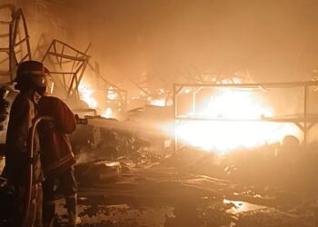 Gudang Material Citeureup Terbakar Hebat, Diduga Korsleting Listrik