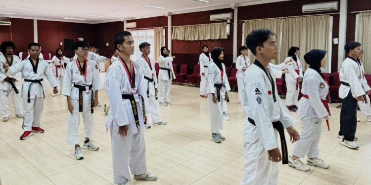 Cetak SDM Berkualitas! Dispora Kabupaten Bogor Gelar Pelatihan Lisensi Wasit Taekwondo 2025