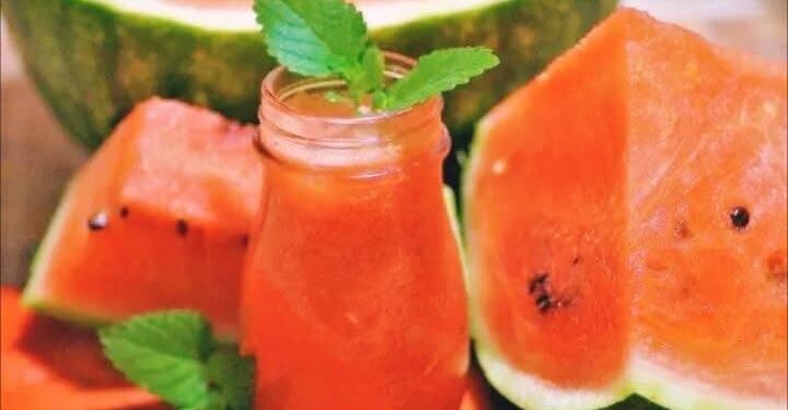 7 Manfaat Semangka: Rahasia Hidrasi, Jantung Sehat, dan Energi Cepat