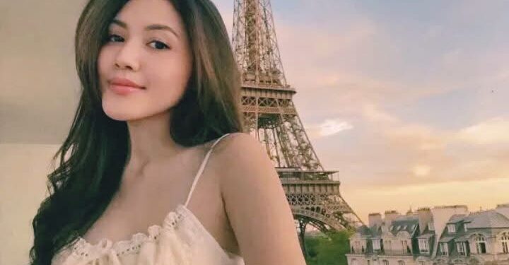 Shasa Zhania Perlihatkan Wajah Anak Pertamanya untuk Pertama Kalinya