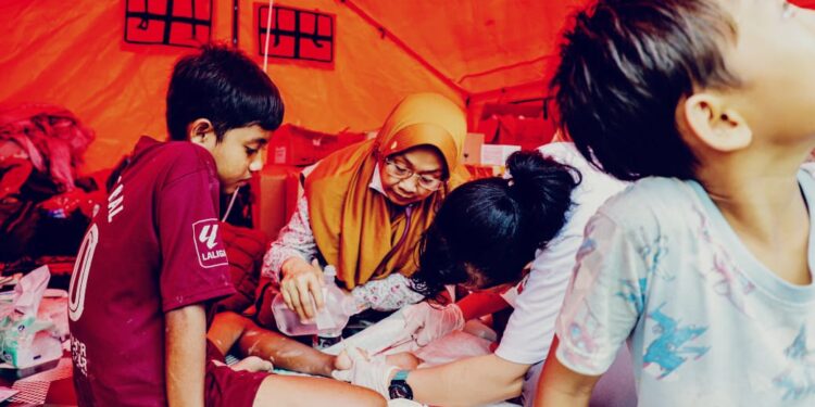 Tim Relawan Pemkot Bogor Beri Layanan Kesehatan Ibu Melahirkan di Aceh