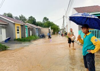 Warga Metro Munjul Tangerang Desak Pengembang Atasi Banjir Akibat Drainase Sempit