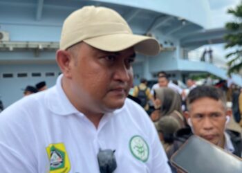 Bupati Bogor Rudy Susmanto memberikan keterangan terkait target penyelesaian Flyover Bomang pada 2027