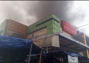 Sijago Merah Menari di Pasar Anyar, 20 Kios Ludes Terbakar