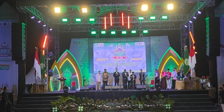 Lasqi Nusantara Fest 2025 Raih Rekor MURI 3.000 Penabuh Qasidah