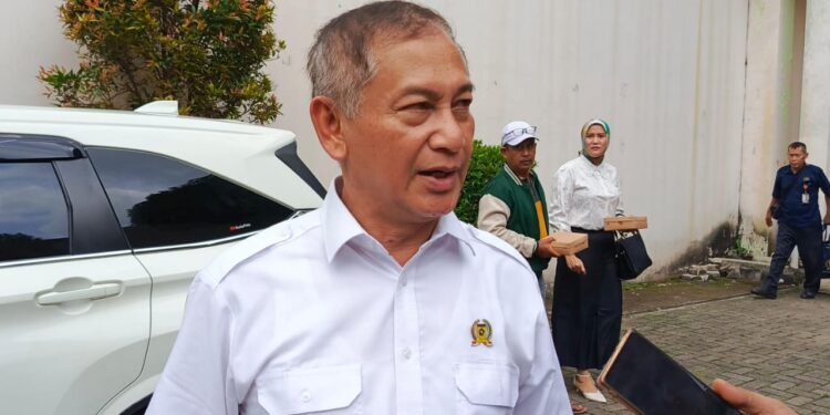 Proyek Jalan Puncak 2 Goll, Beben Suhendar Akan Potong Kambing