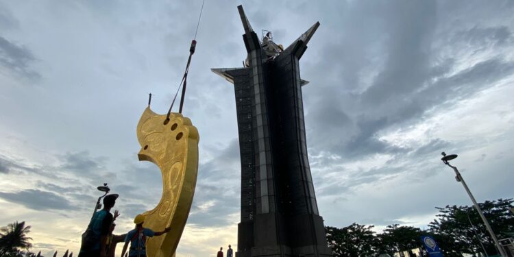 Tugu Pancakarsa di Lengkapi Ornamen Kujang Seharga 900 Jutaan