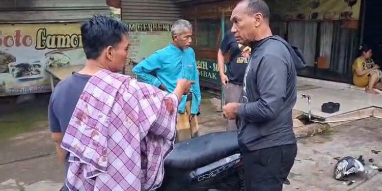 Kepergok Bobol Warung, Pelaku Tinggalkan Motor dan Linggis