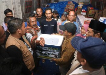 Menteri Nusron Turun Langsung Tengok Korban Banjir Bandang