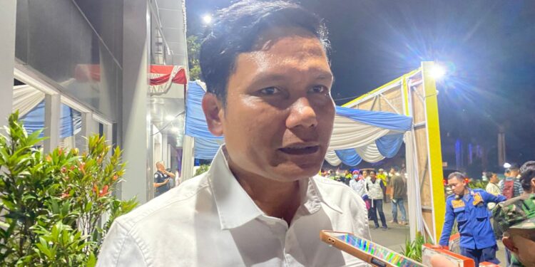 Kepala Bakesbangpol Kabupaten Bogor Ferdinando Selmi Pardede memberikan keterangan terkait kondusivitas perayaan Natal 2025