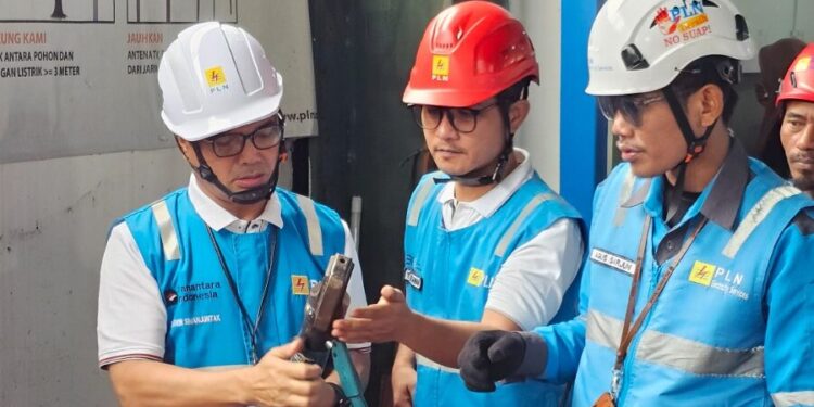 Peringati Bulan K3 Nasional 2026, PLN Gunung Putri Gelar Peralatan dan Pengecekan APD Mitra Kerja