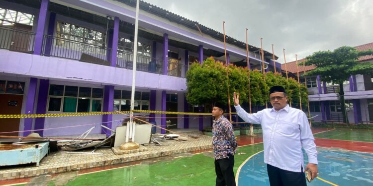 Atap SMAN 2 Gunung Putri Ambruk, Amin Sugandi Desak Pemprov Jabar Segera Bertindak