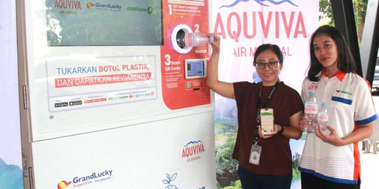 AQUVIVA Dorong Daur Ulang Plastik di Bali Lewat Kolaborasi dengan Plasticpay dan GrandLucky Sanur