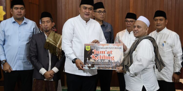 Jelang Ramadhan, Rudy Susmanto Kucurkan Rp100 Juta per Masjid Kecamatan