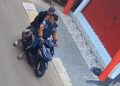 Lokasi pencurian motor di depan toko kosmetik Cileungsi terekam CCTV.