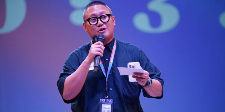 Imam Pesuwaryantoro, pengusaha muda yang sukses membangun bisnis kos-kosan sebagai pendapatan pasif.