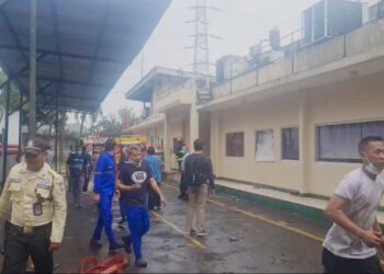 Kebakaran Pabrik Obat Herbal di Gunung Putri, Enam Unit Damkar Diterjunkan