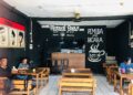 Suasana nongkrong 24 jam di Kopi Pemuda Kedung Halang Bogor.