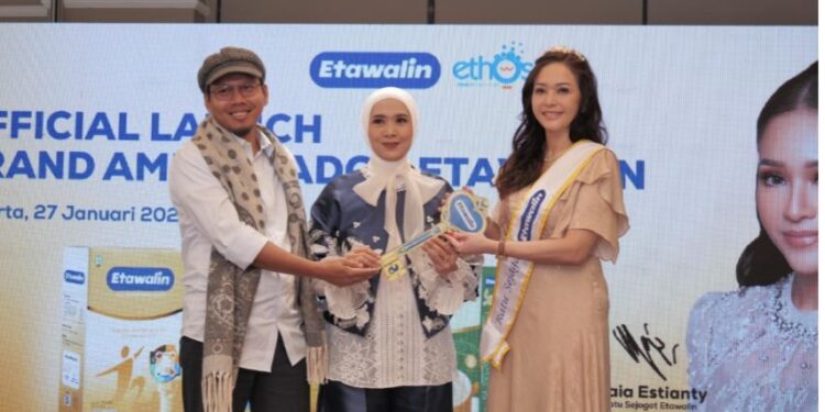 Rahasia Tetap Aktif di Usia Emas ala Maia Estianty dan Etawalin