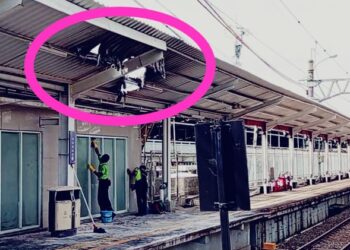 terdapat percikan api di kanopi stasiun bogor