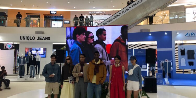 Liburan Gaya Italia di Jakarta: UNIQLO Spring/Summer 2026 Hadirkan Ultimate Basics yang Cerdas