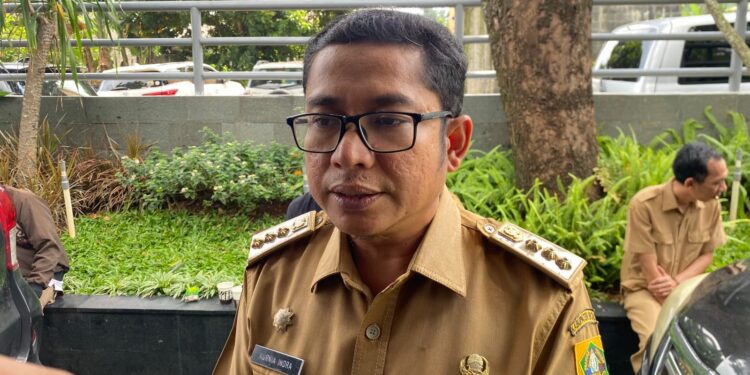 Atap MI Miftahul Falah Roboh, Camat Gunung Putri Instruksikan Pembelajaran Jarak Jauh