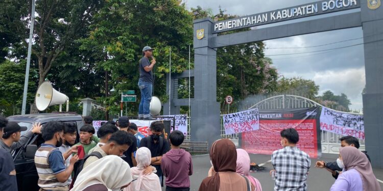 Geger Pokir ‘Sultan’ Rp120 Miliar, Mahasiswa Geruduk Pemkab Bogor