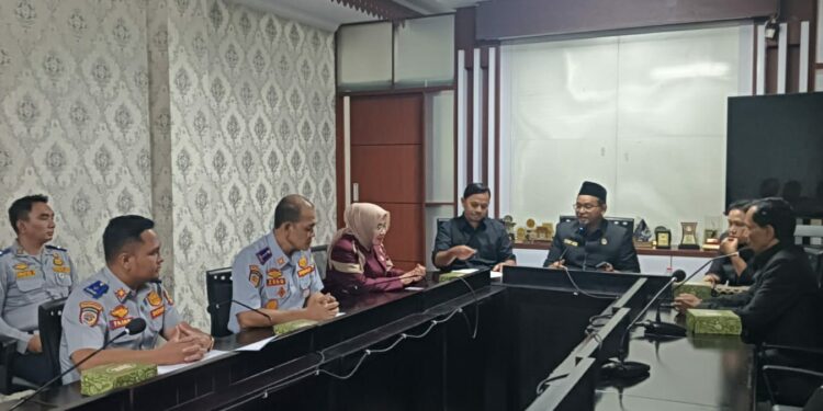 Ketua Komisi II DPRD Kota Bekasi Latu Har Hary