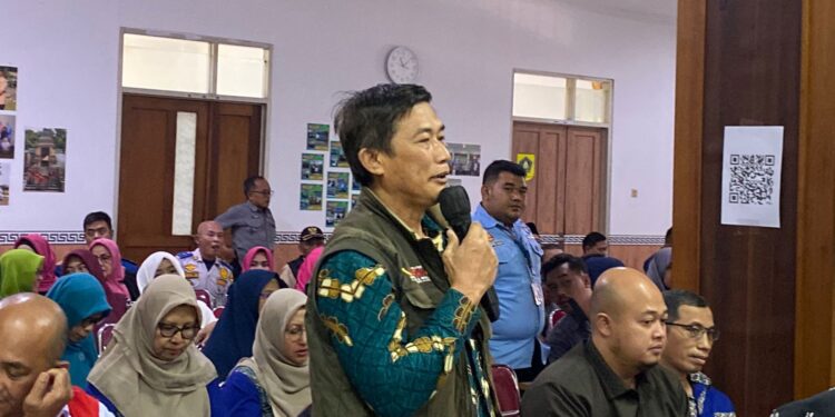 Cileungsi Darurat Sampah! Amin Usulkan Sanksi “Kerangkeng” Bagi Pembuang Sampah Liar