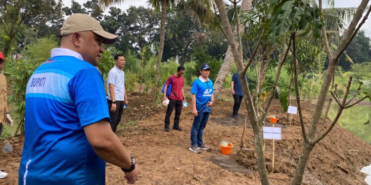 Menteri LH Hanif Faisol Puji Program Satu Kecamatan Satu Hutan Kota Pemkab Bogor