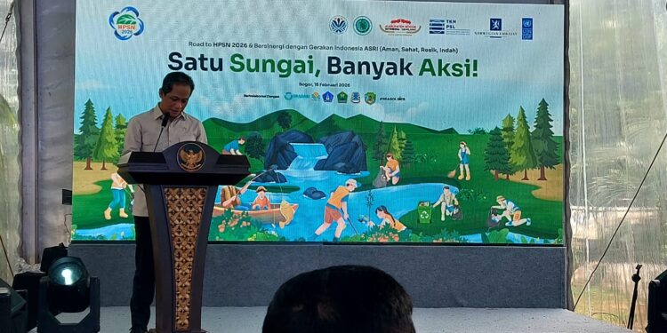 Aksi Bersih dan Pengukuhan Fatwa MUI Haram Hukumnya Buang Sampah ke Sungai
