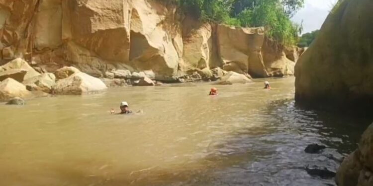 Misteri Hilangnya Oding di Kali Cipamingkis: Tim SAR Sisir Sungai hingga Perbatasan Bekasi