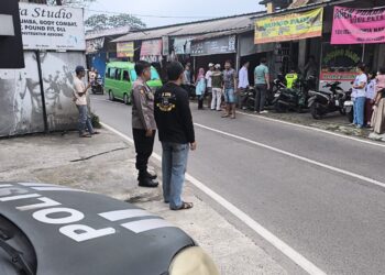 Misteri Aroma Tak Sedap: Warga Temukan Pria Meninggal di Kontrakan