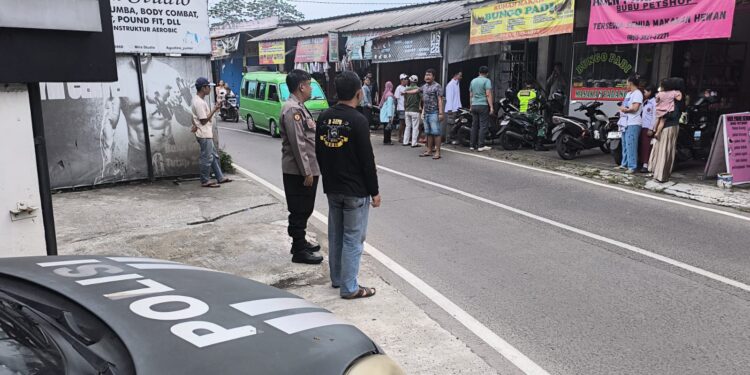 Misteri Aroma Tak Sedap: Warga Temukan Pria Meninggal di Kontrakan