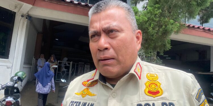 Targetkan Rapi Sebelum Puasa, Satpol PP Sikat 500 Lebih Baliho dan Reklame Ilegal