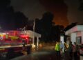 Pabrik Plastik Wanaherang Terbakar Usai Tersambar Petir