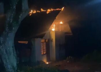 Gegara Korsleting Listrik, Satu Rumah Ludes Terbakar