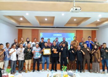 Studi Tiru ke Desa Gunung Putri, Camat dan Kades IV Jurai Ingin Tingkatkan Pelayanan dan Ekonomi Desa