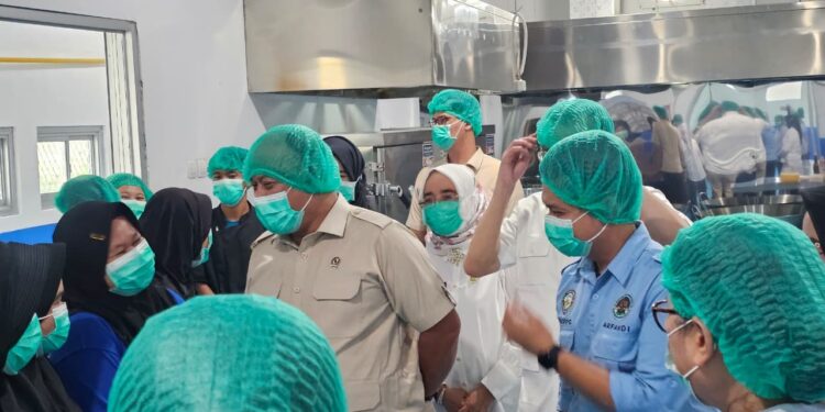 ‎Resmikan SPPG Cijujung, Dadan Hindayana: Program Gizi Dorong Ekonomi Warga Bogor