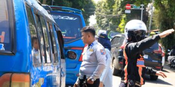 ‎Dedie Rachim Usulkan Moratorium Angkot Kabupaten ke Dishub Jabar