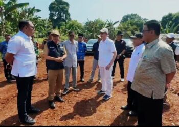 Komisi 1 Tinjau Lahan Menuju SMPN 4, Ipek Pastikan Kepentingan Masyarakat Terakomodir