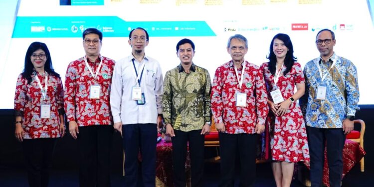 Peran Strategis Laboratorium Kesehatan Ditekankan dalam Seminar Nasional ILKI