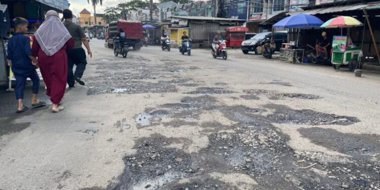 Intruksi Bupati “Gak Laku” buat Camat Gunung Putri