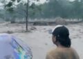 ‎Kali Cipamingkis Meluap, Jembatan di Sukamakmur Hampir Tergerus